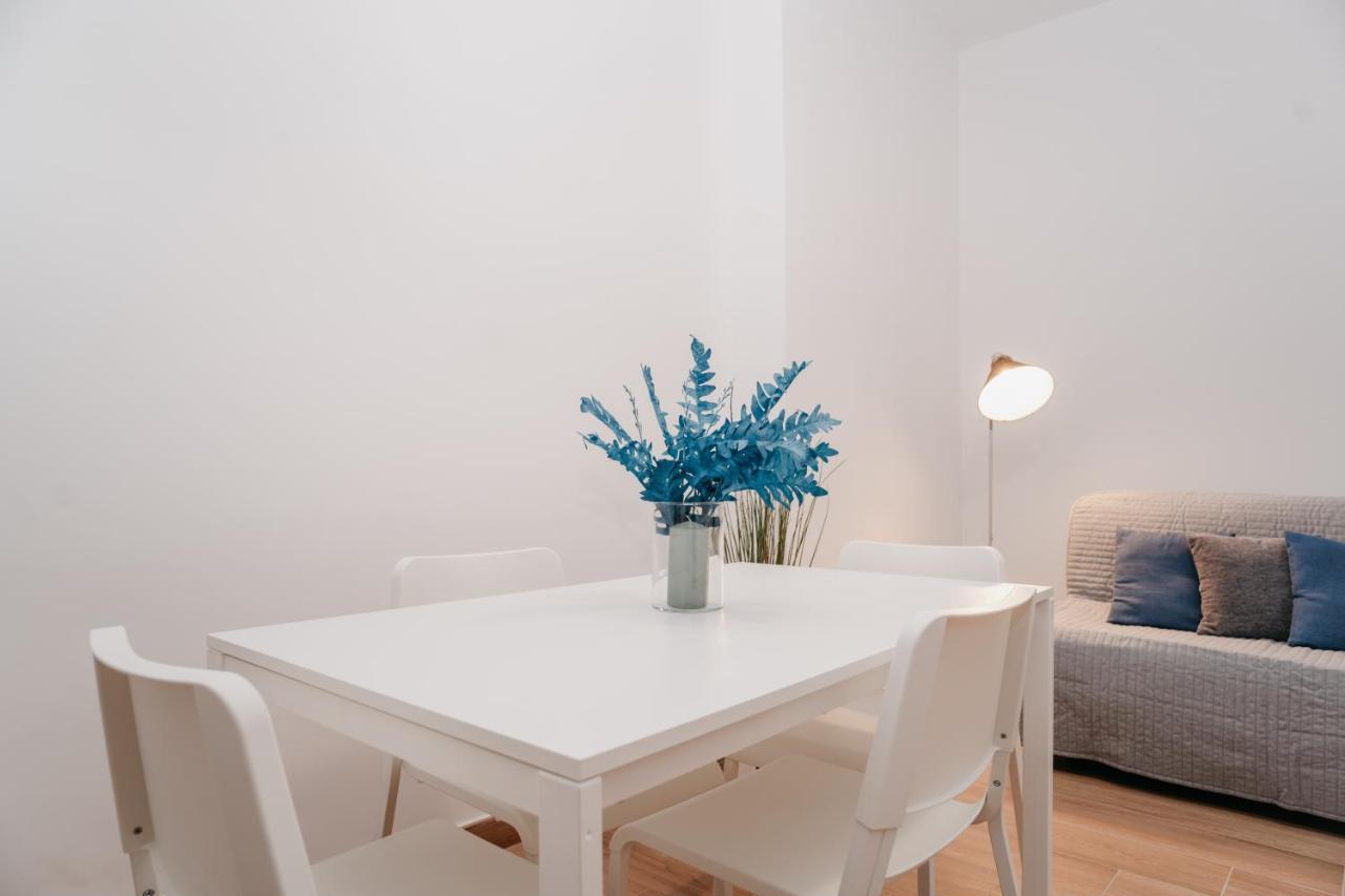 Апартаменти Brombeis Fantastica By Casa Napoletana - Town Center Неаполь Екстер'єр фото